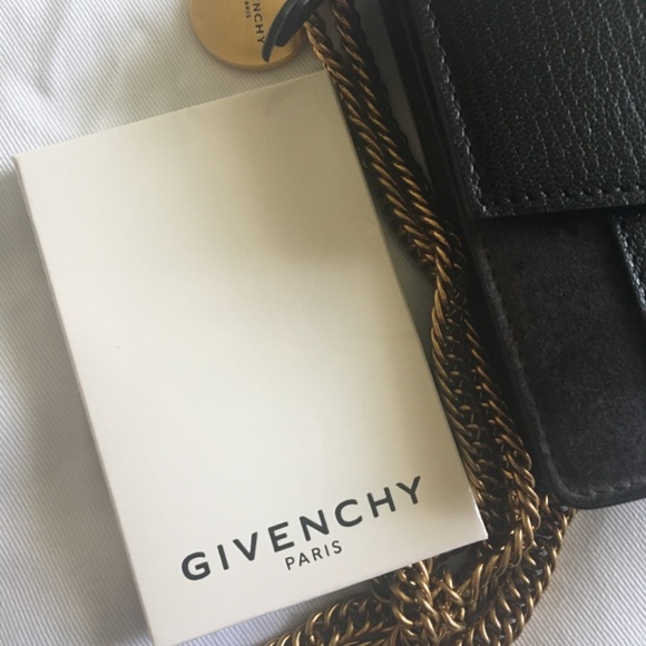 Givenchy chain wallet - Picture 4 of 4